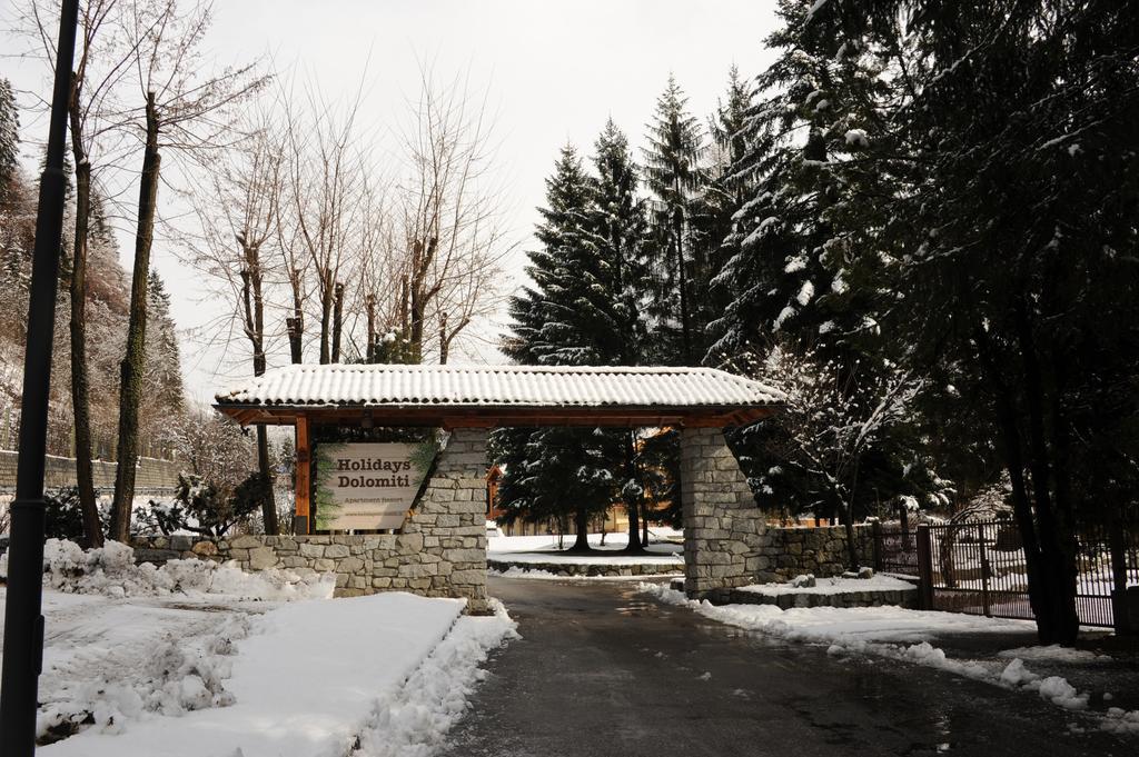 Holidays Dolomiti Apartment Resort カリゾーロ エクステリア 写真
