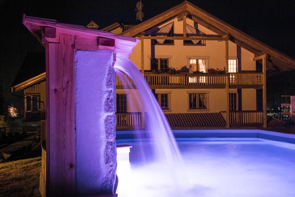 Holidays Dolomiti Apartment Resort カリゾーロ エクステリア 写真