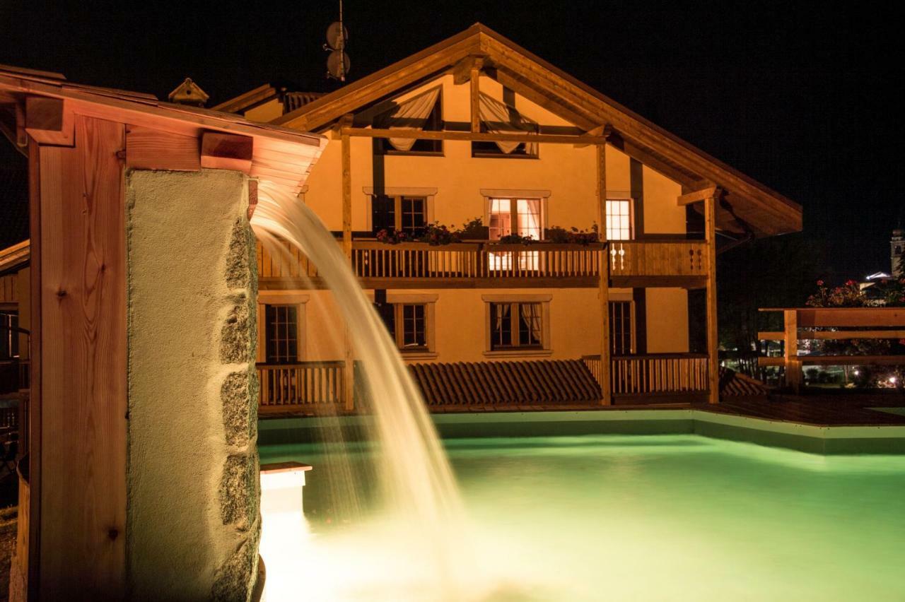 Holidays Dolomiti Apartment Resort カリゾーロ エクステリア 写真