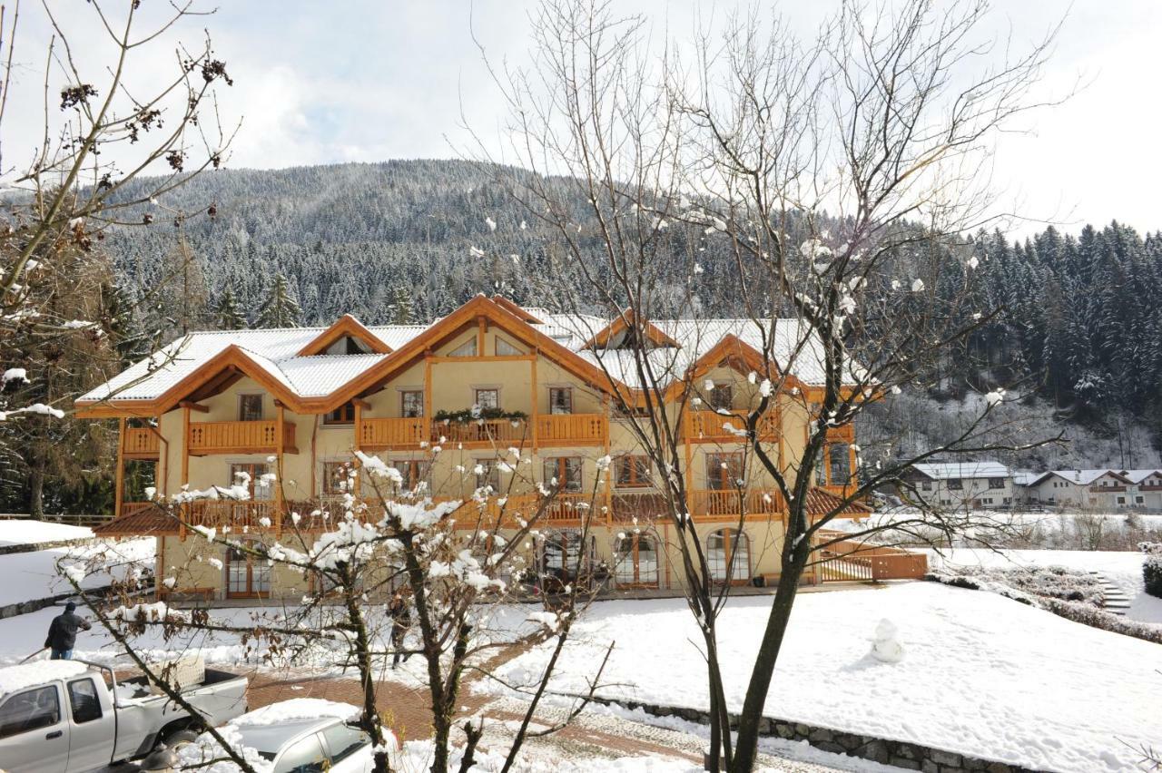 Holidays Dolomiti Apartment Resort カリゾーロ エクステリア 写真